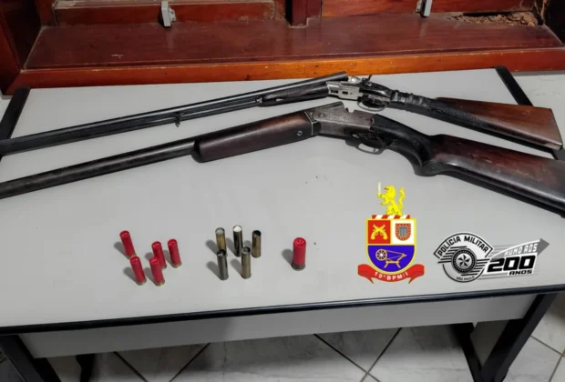 Polícia Militar apreende duas espingardas e prende irmãos por posse ilegal de arma em Cosmópolis