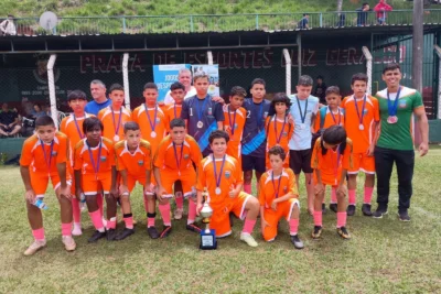 Campanha histórica leva Holambra ao pódio dos Jogos Desportivos do Circuito das Águas Paulista