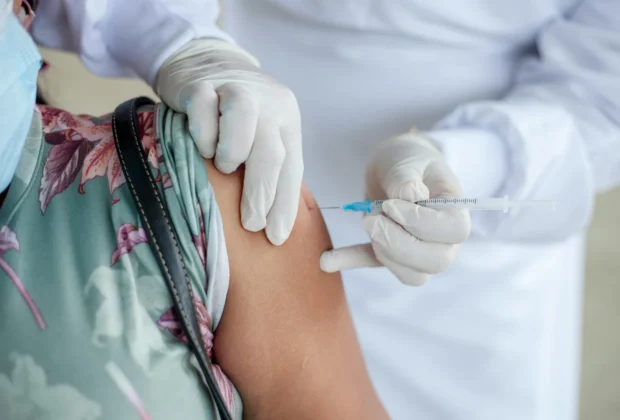 Saúde de Holambra realiza Dia D de atualização da caderneta de vacinação neste sábado