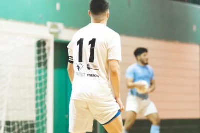 Santo Antônio de Posse define finalistas do 25º Campeonato de Futsal após semifinais emocionantes