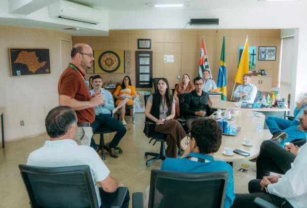 Prefeito de Mogi Guaçu intermedia reunião entre empresários e Neoenergia por oscilação na rede elétrica