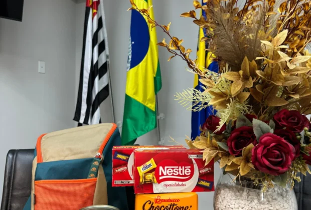 Câmara Municipal de Artur Nogueira realiza entrega de cestas de Natal aos servidores