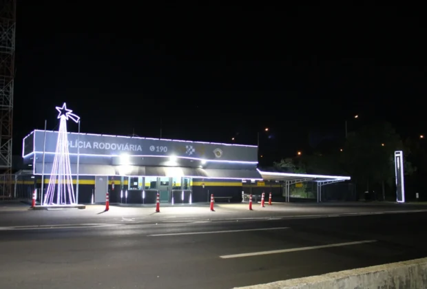 Campanha Natal Iluminado leva luz, solidariedade e arrecadação de fraldas a bases da Polícia Rodoviária