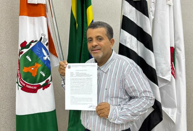 Câmara de Holambra assina contrato para construção da segunda etapa da nova sede.
