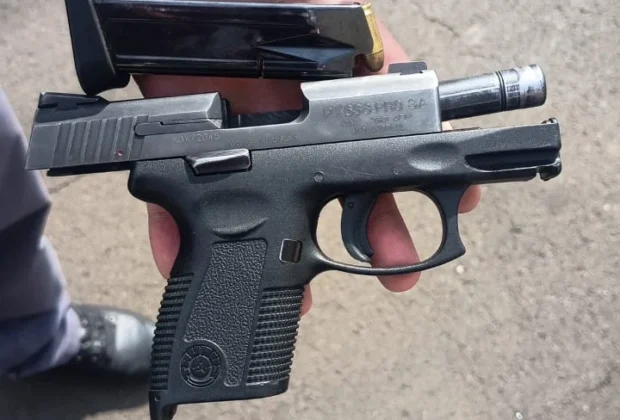 Homem em saidinha é preso armado após ameaçar ex-namorada em Itapira