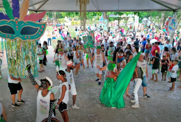 Domingo é dia de Grito de Carnaval na Praça Duque de Caxias