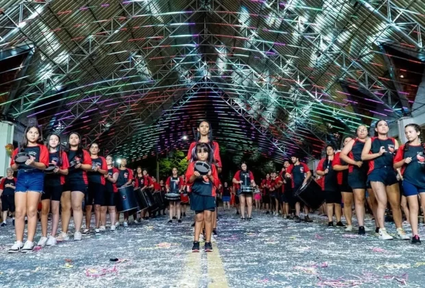 Carnaflores 2026 reúne música, tradição e diversão gratuita para toda a família em Holambra