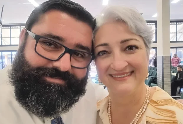 Morador de Holambra que trabalha como coveiro lança livro e música em homenagem a esposa