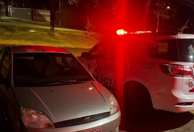 Veículo furtado é recuperado pela PM e suspeito é detido em Mogi Guaçu