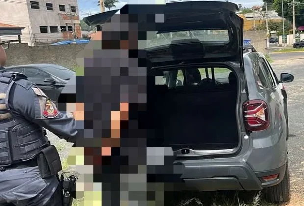 Homem é preso por tráfico de drogas após tentar dispensar entorpecentes em praça de Pedreira