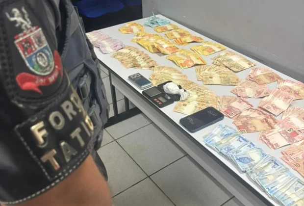 Força Tática prende traficante e apreende mais de R$ 13 mil em dinheiro em Itapira