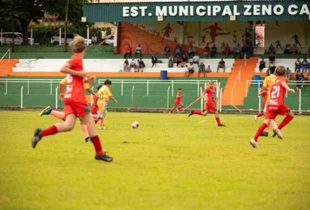Holambra Cup reúne mais de 500 jogadores do futebol de base da região