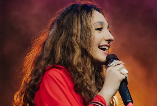 Sofia Brasil é confirmada no evento Moda Brasa & Viola Brasil em Artur Nogueira