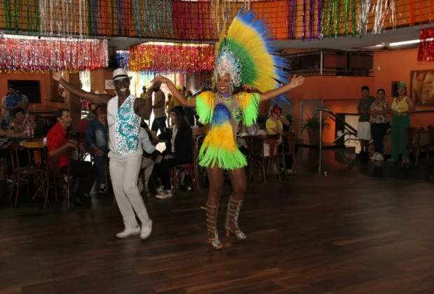 Baile da Terceira Idade em Mogi Mirim celebra o carnaval com memória, inclusão e alegria