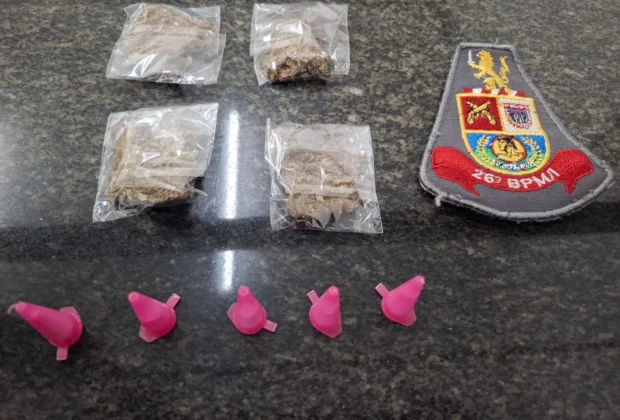 Polícia Militar prende homem por tráfico de drogas no Jardim Triunfo, em Pedreira