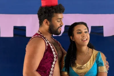 Teatro infantil leva mensagem de combate à dengue à Feira Noturna de Jaguariúna