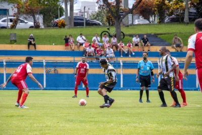 Independente joga domingo para manter liderança no Veteranos de Jaguariúna
