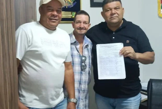 Vereador Beto Baiano recebe representantes do bairro Parque das Palmeiras em Artur Nogueira