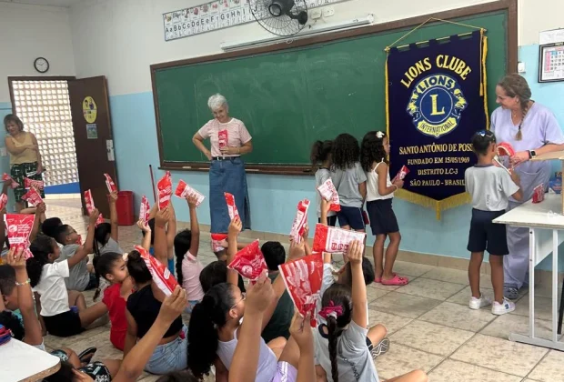 Sorrisos saudáveis começam cedo: Lions Clube realiza ação educativa na Escola Conceição