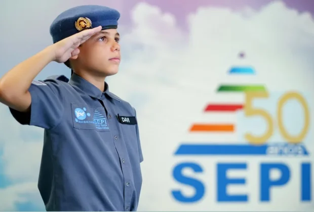SEPI forma 90 crianças e adolescentes nos projetos Bombeiro Mirim, Policial Mirim e Recruta Mirim em Amparo