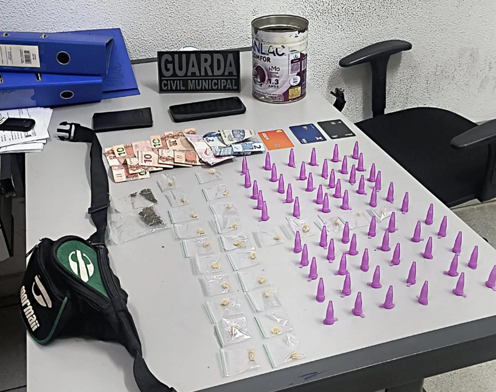 GCM detiene a hombre por tráfico de drogas la noche del viernes en Santo Antônio de Posse ‹