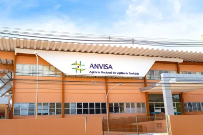 Como a Anvisa tem aprovado novas indicações para medicamentos