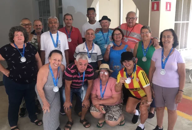Truco se destaca em torneio do programa Mais Vida e reúne idosos em Mogi Mirim