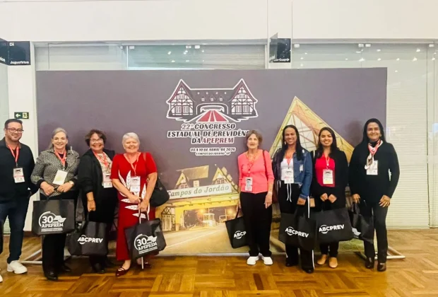 Representantes do IPREM de Santo Antônio de Posse participam de congresso estadual de previdência