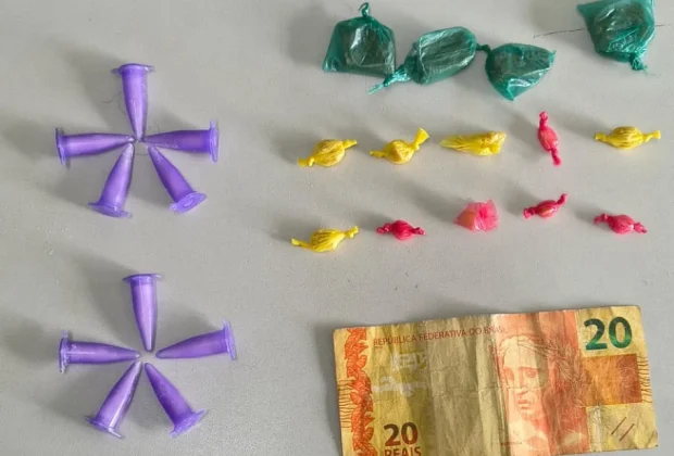 GCM apreende drogas e prende suspeita por tráfico em duas ações distintas em Santo Antônio de Posse