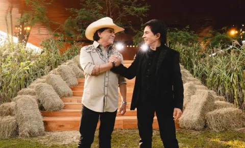 Chitãozinho & Xororó gravam audiovisual “Meninos de Roça” em momento intimista no interior de São Paulo