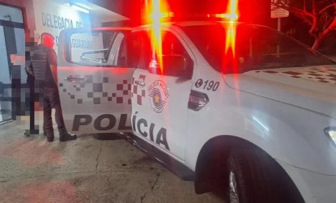 Ações da PM resultam em prisões por tráfico, captura de procurados e apreensão de veículo na região