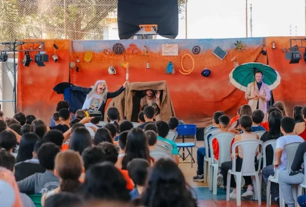 ‘Água à Vista’: Mogi Mirim recebe espetáculo teatral que estimula jovens a criar soluções ambientais