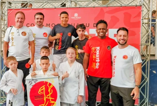 Karatê de Amparo conquista nove medalhas na Copa Mogi Guaçu