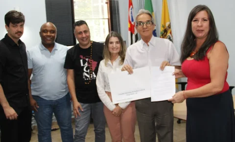 PAULO SILVA APRESENTA PROJETO QUE INSTITUI A LEI DE INCENTIVO À CULTURA EM MOGI MIRIM