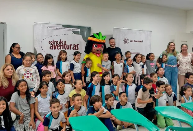 Projeto Cofre de Aventuras entrega minibibliotecas e promove oficinas em escolas de Mogi Guaçu