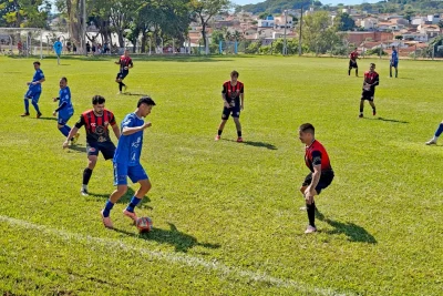 Disputa acirrada marca reta final da fase classificatória do Amador em Mogi Guaçu