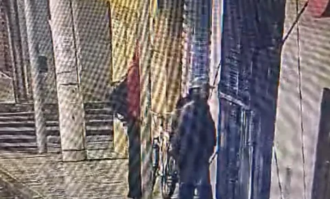 GCM prende dupla em flagrante após furto a loja no Centro de Mogi Guaçu