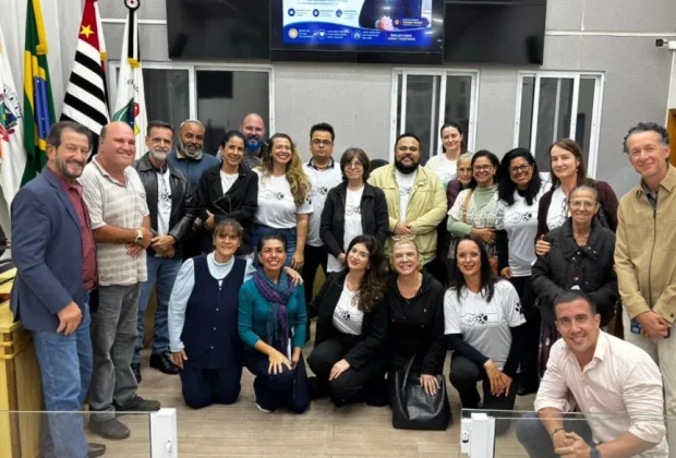Vereador Fabiano Soares lidera debate e fortalece movimento pela causa animal em Holambra