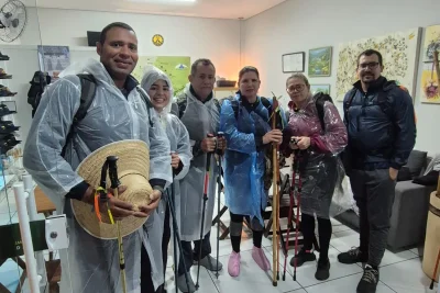 Grupo Firmes no Caminho enfrenta chuva e lama no segundo dia de peregrinação rumo a Aparecida