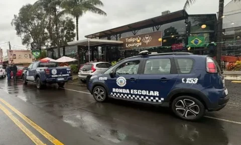 Casal é preso em flagrante pela GCM de Holambra por tráfico de drogas