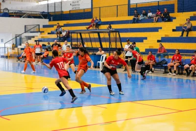 Adaga goleia Vamp e lidera Copa Jaguariúna de Futsal Feminino
