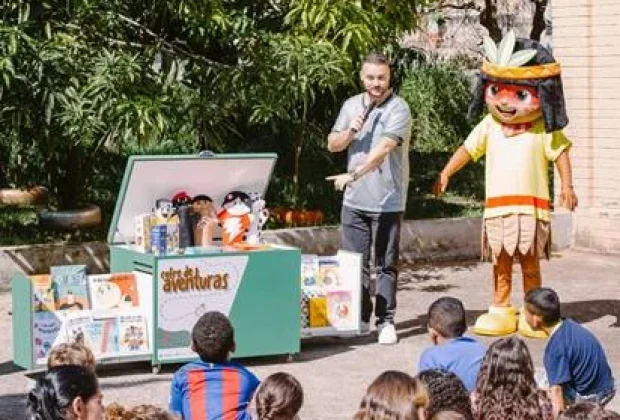 Instituição de Mogi Mirim recebe acervo literário pelo Projeto Cofre de Aventuras