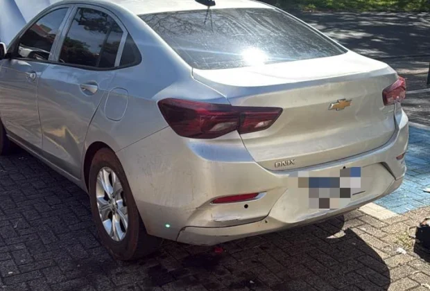 Carro roubado no Rio de Janeiro e recém-pintado é apreendido em Mogi Mirim