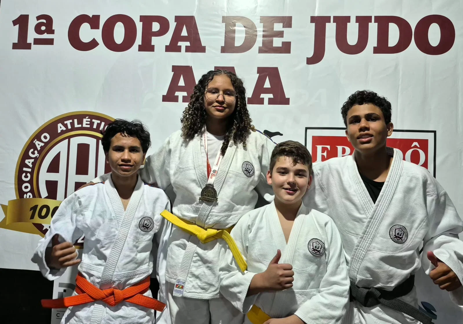 El judoca de Holambra gana medalla de oro en Araras ‹