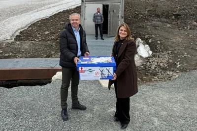 Presidente da Embrapa entrega nova remessa de sementes do Brasil ao Banco de Svalbard