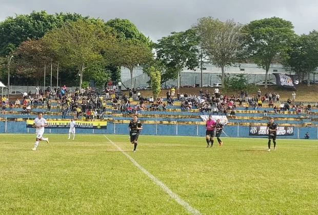 Engra, Jardim Eliza, Maestro e Cruzeiro do Sul seguem invictos no Amadorzão