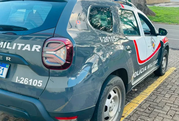 PM prende cinco pessoas em ações contra tráfico, furtos, violência doméstica e procurado na região
