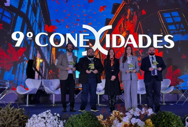 Vereador de Holambra medeia painel sobre autismo e inclusão em um dos maiores encontros de gestão pública do Brasil