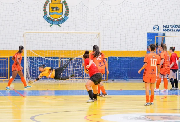Copa Jaguariúna de Futsal Feminino tem rodada decisiva no domingo