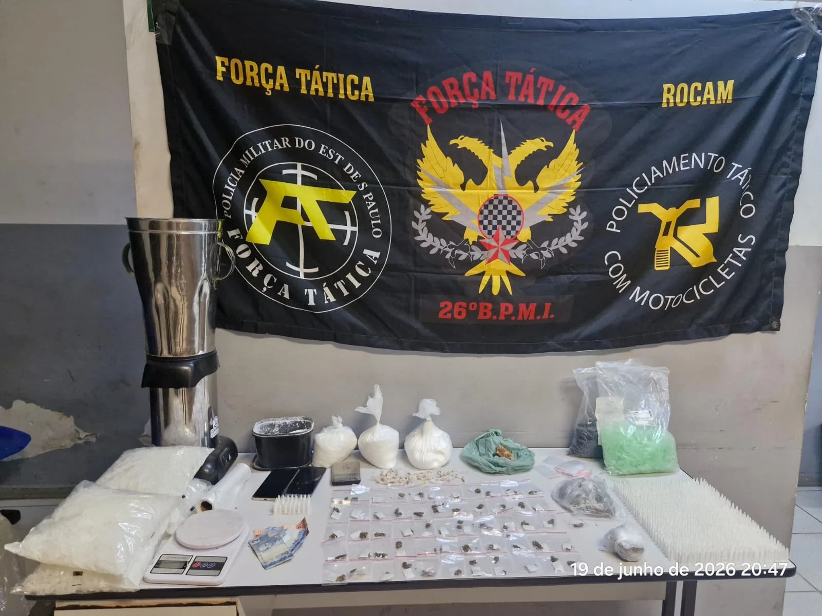 PM detiene a dúo e incauta gran cantidad de droga en Mogi Guaçu ‹